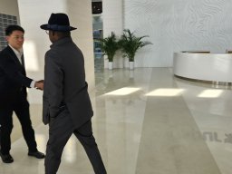 Visite de travail avec des partenaires leaders mondiaux dans le domaine de l'Intelligence Artificielle (IA)